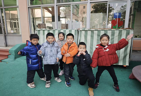 新惠园中1班：瞧，我的结冰造型
