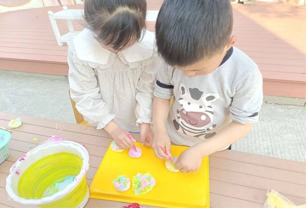 大7班：艺术画廊小厨房