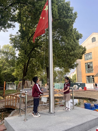 大3班第十一周：升国旗