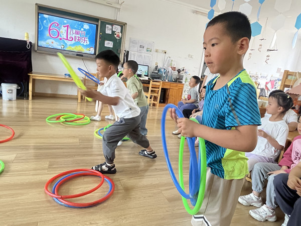 新惠园大1班：快乐六一